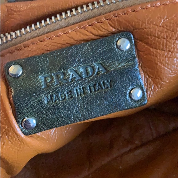 Army green Prada bag - Picture 6 of 8